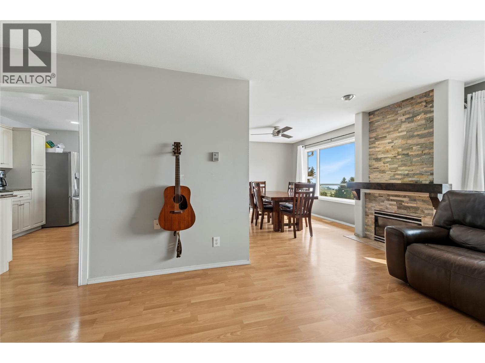 618 Elson Road Property Photo 16