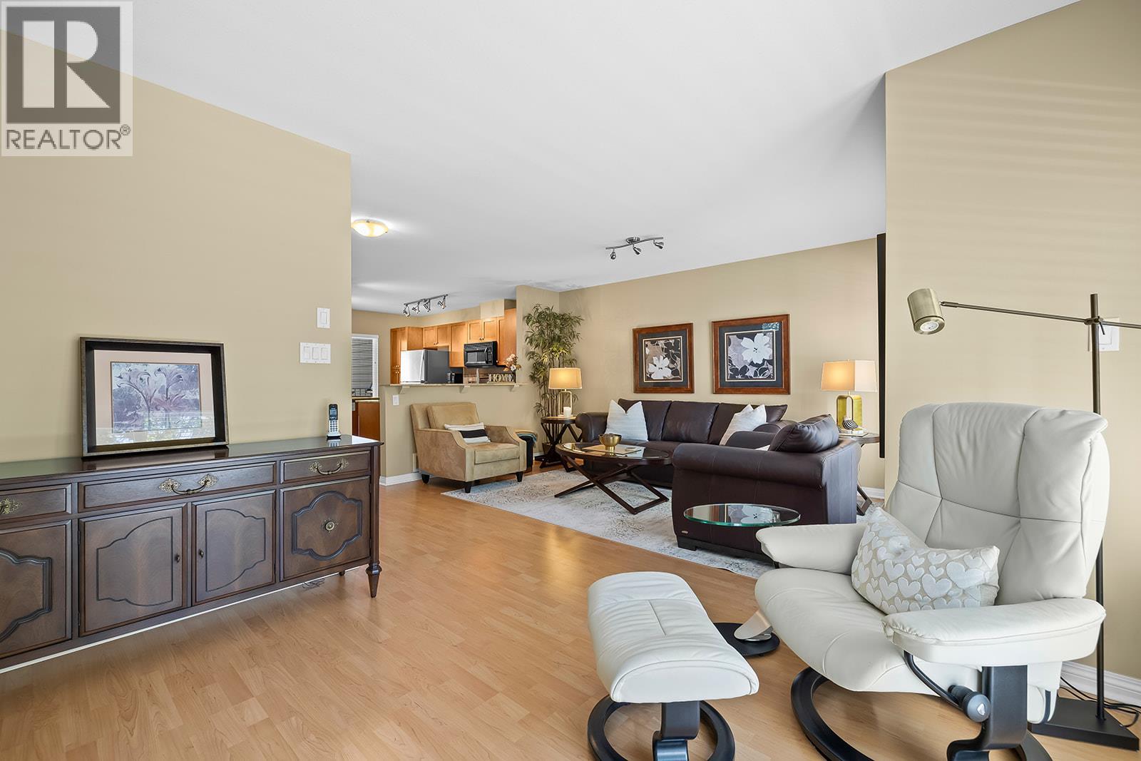 1853 Parkview Crescent Unit# 12 Property Photo 7