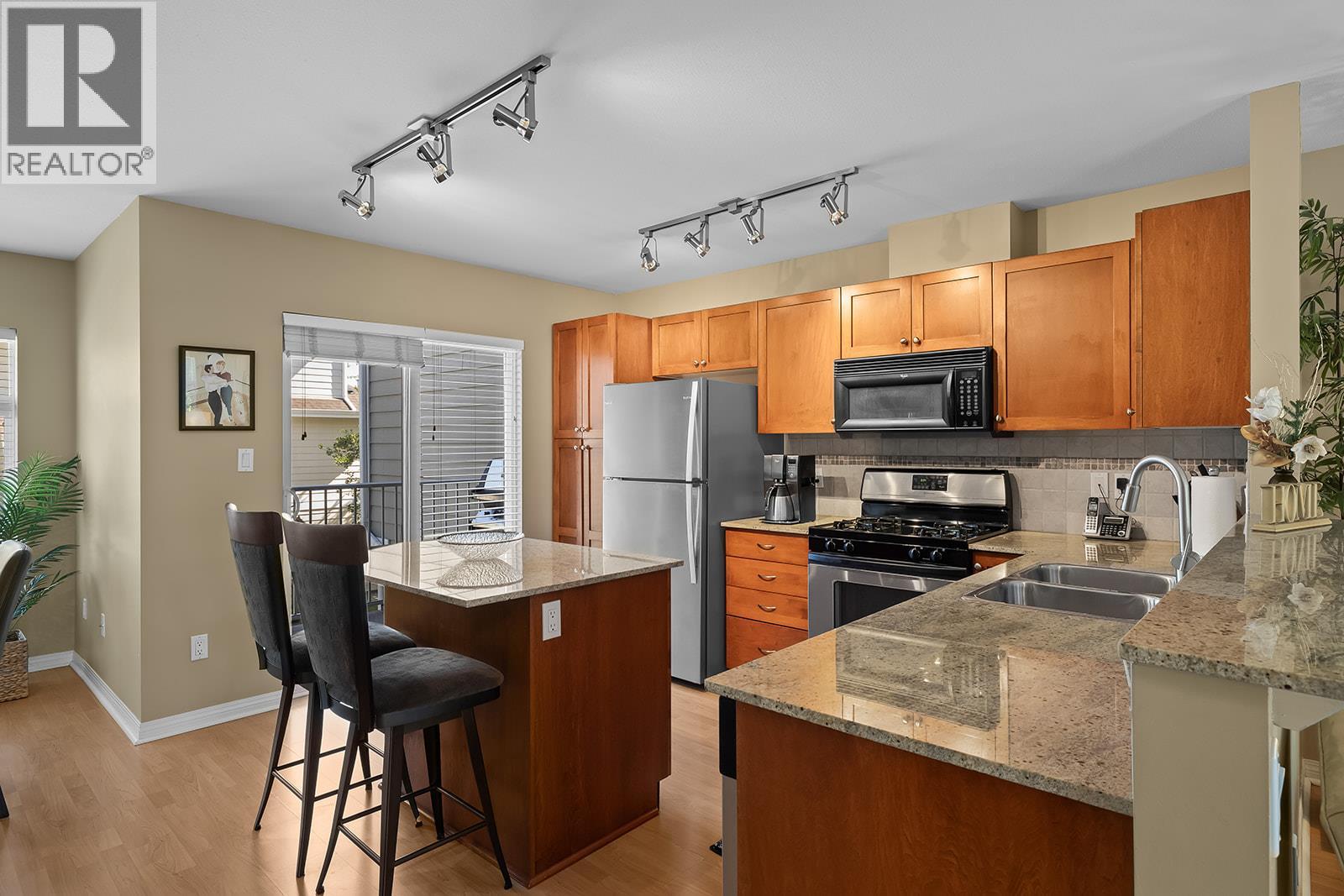 1853 Parkview Crescent Unit# 12 Property Photo 10