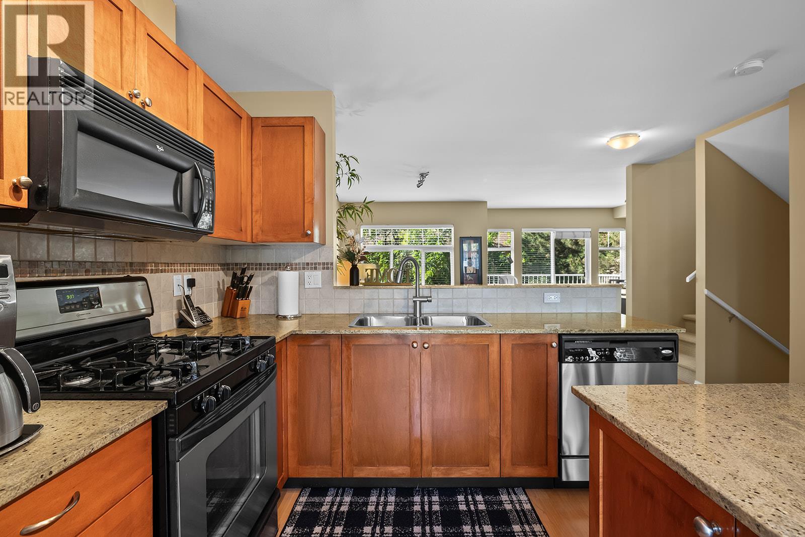 1853 Parkview Crescent Unit# 12 Property Photo 14