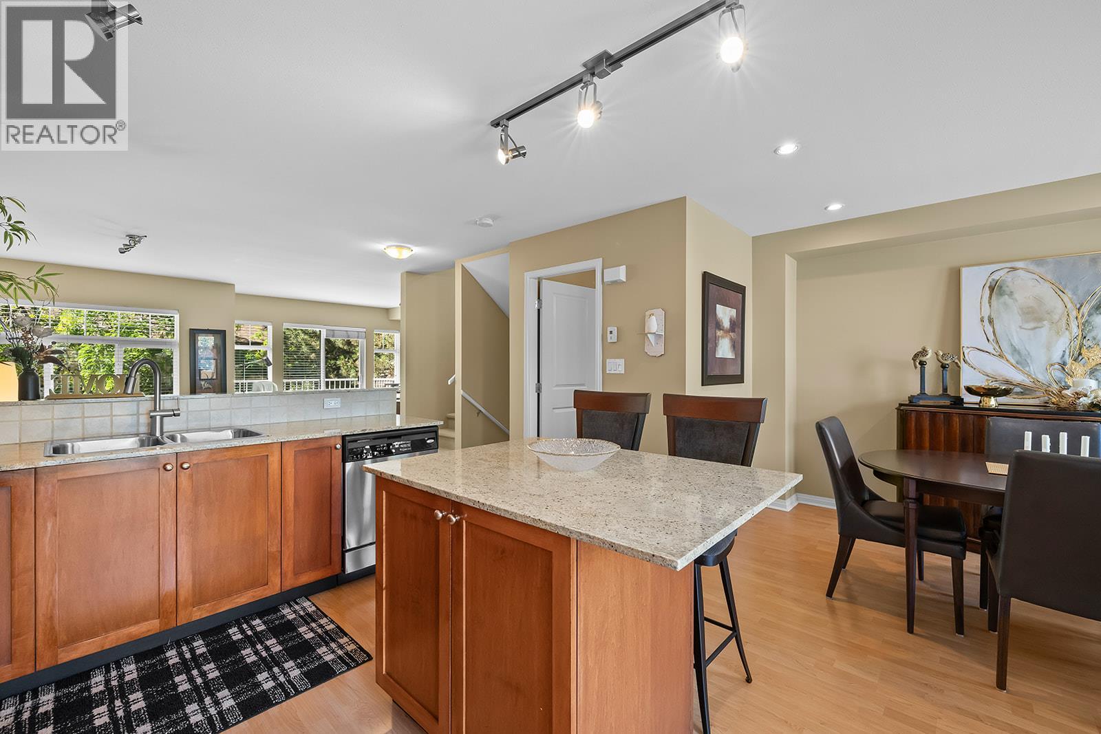 1853 Parkview Crescent Unit# 12 Property Photo 15