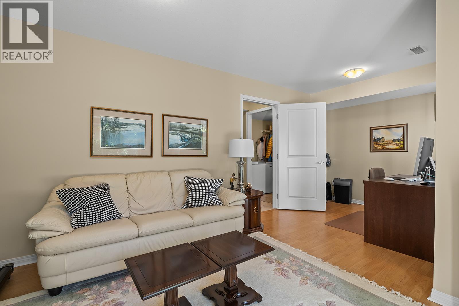 1853 Parkview Crescent Unit# 12 Property Photo 32