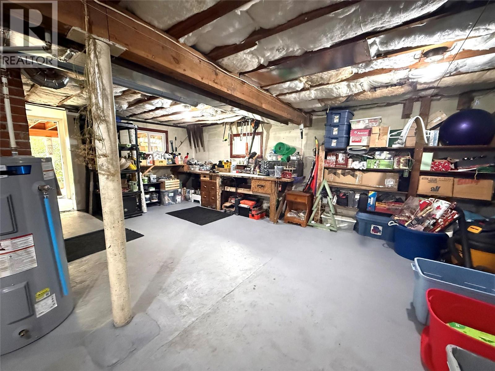 654 Schofield Highway Property Photo 26