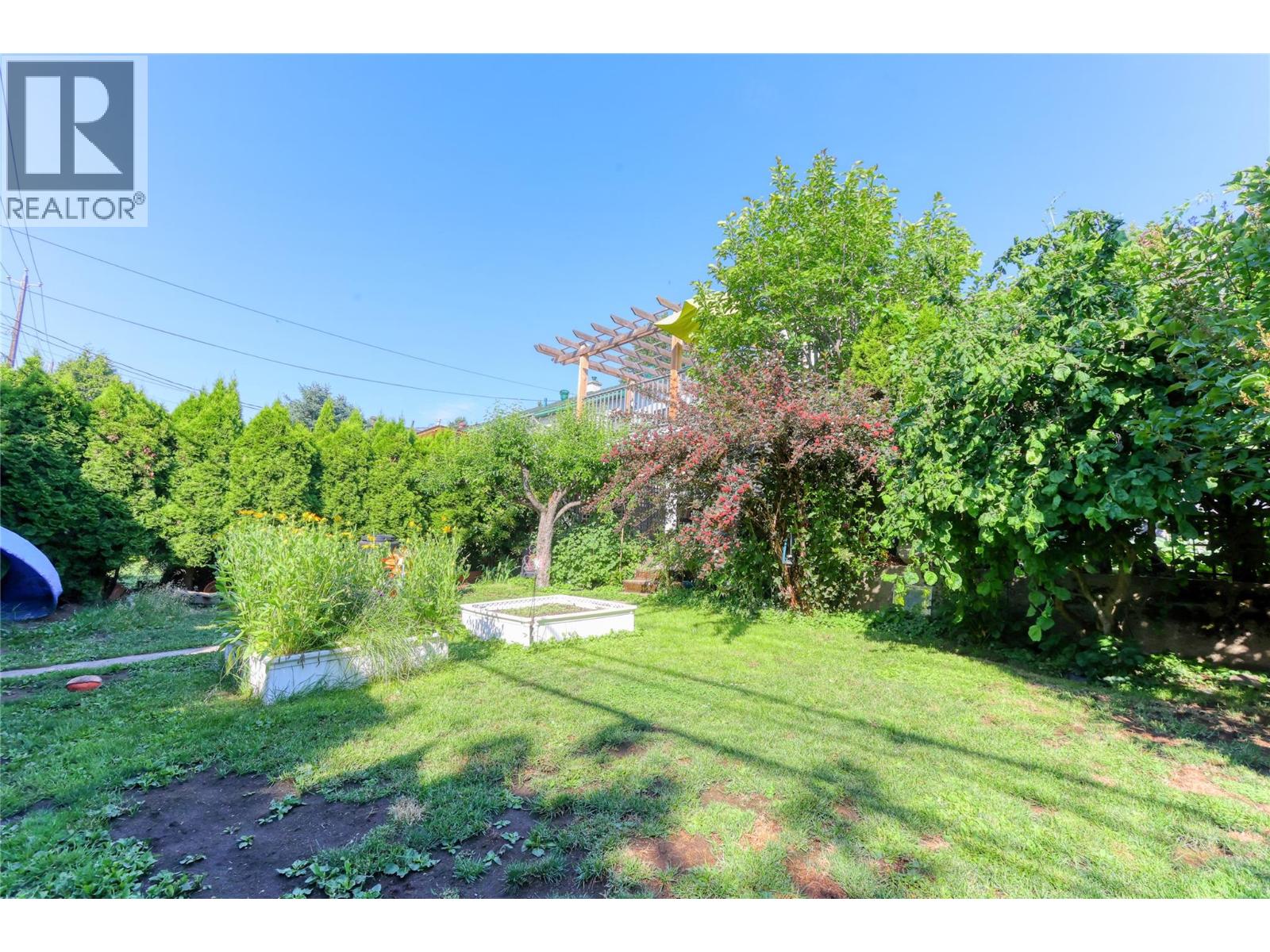 654 Schofield Highway Property Photo 39