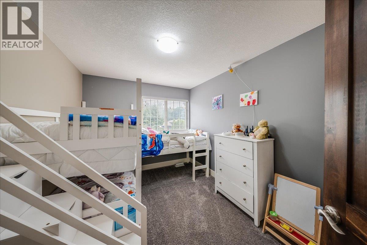 1021 Bridgeview Crescent Property Photo 32