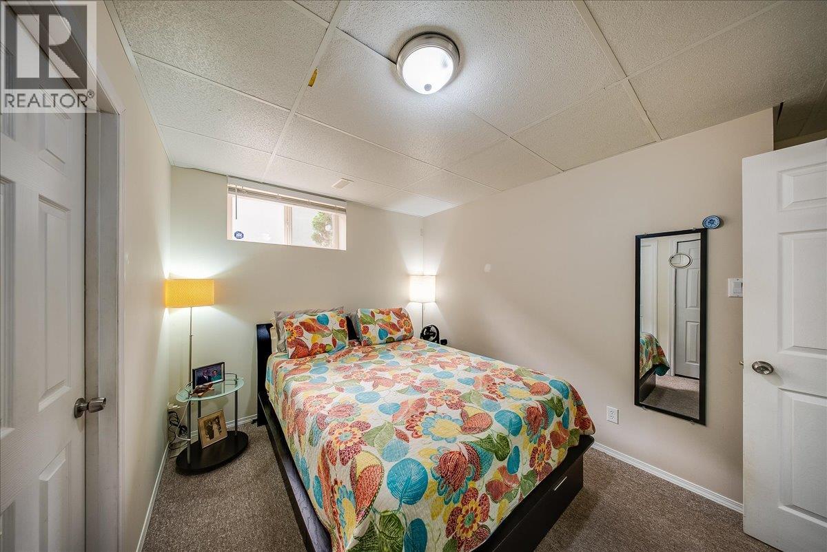 1021 Bridgeview Crescent Property Photo 38