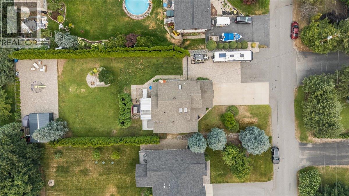 1021 Bridgeview Crescent Property Photo 65