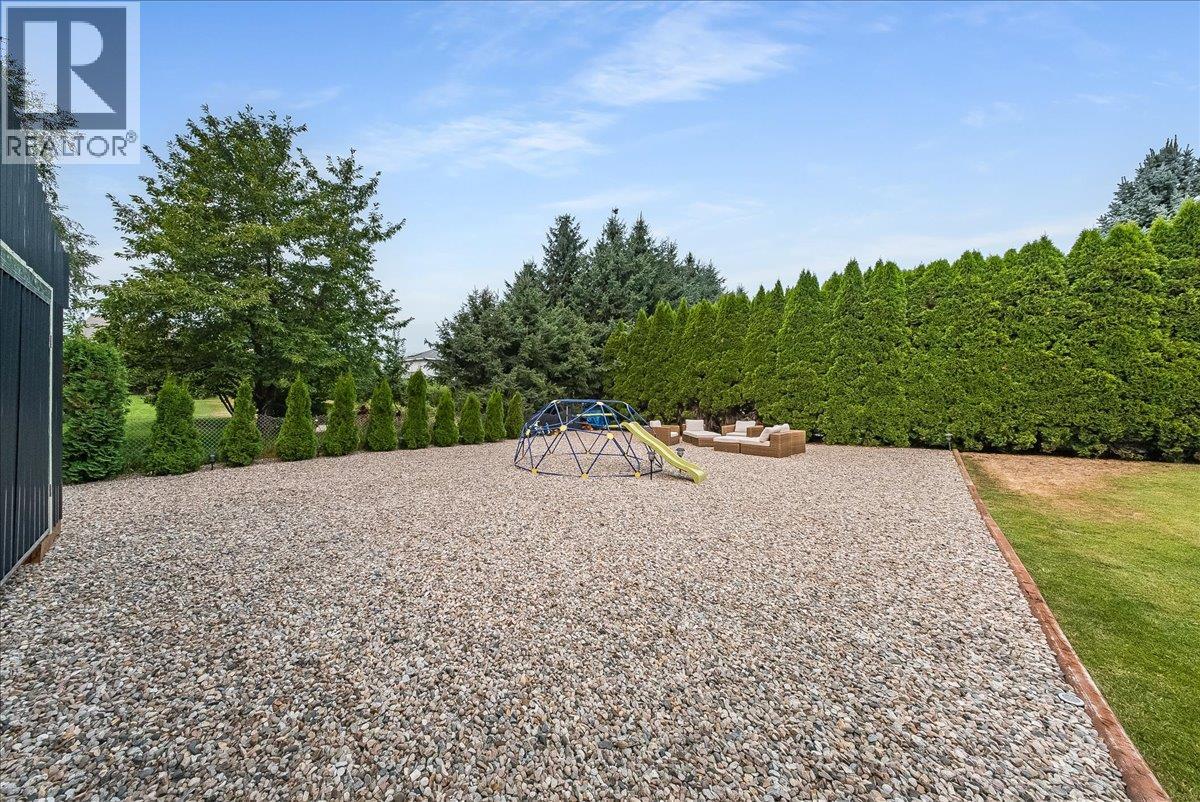 1021 Bridgeview Crescent Property Photo 73