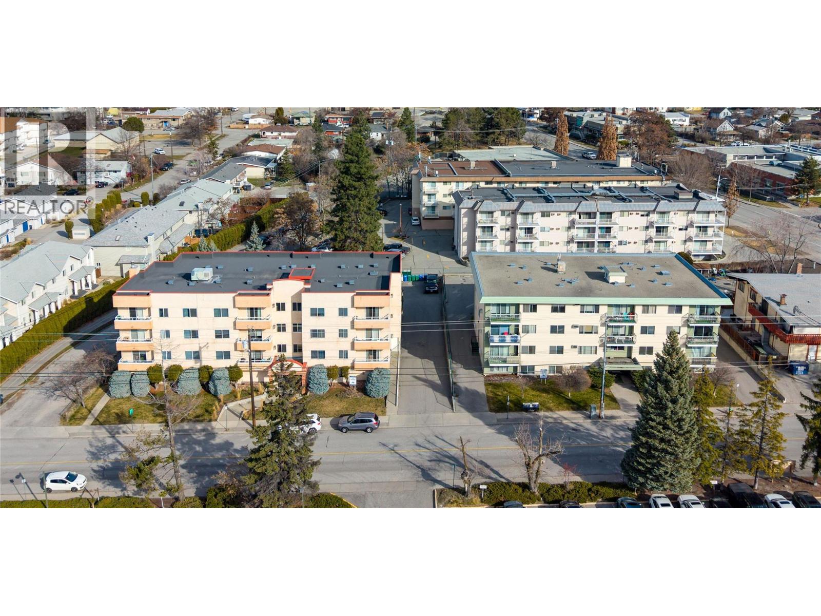 43 & 83 Calgary Avenue