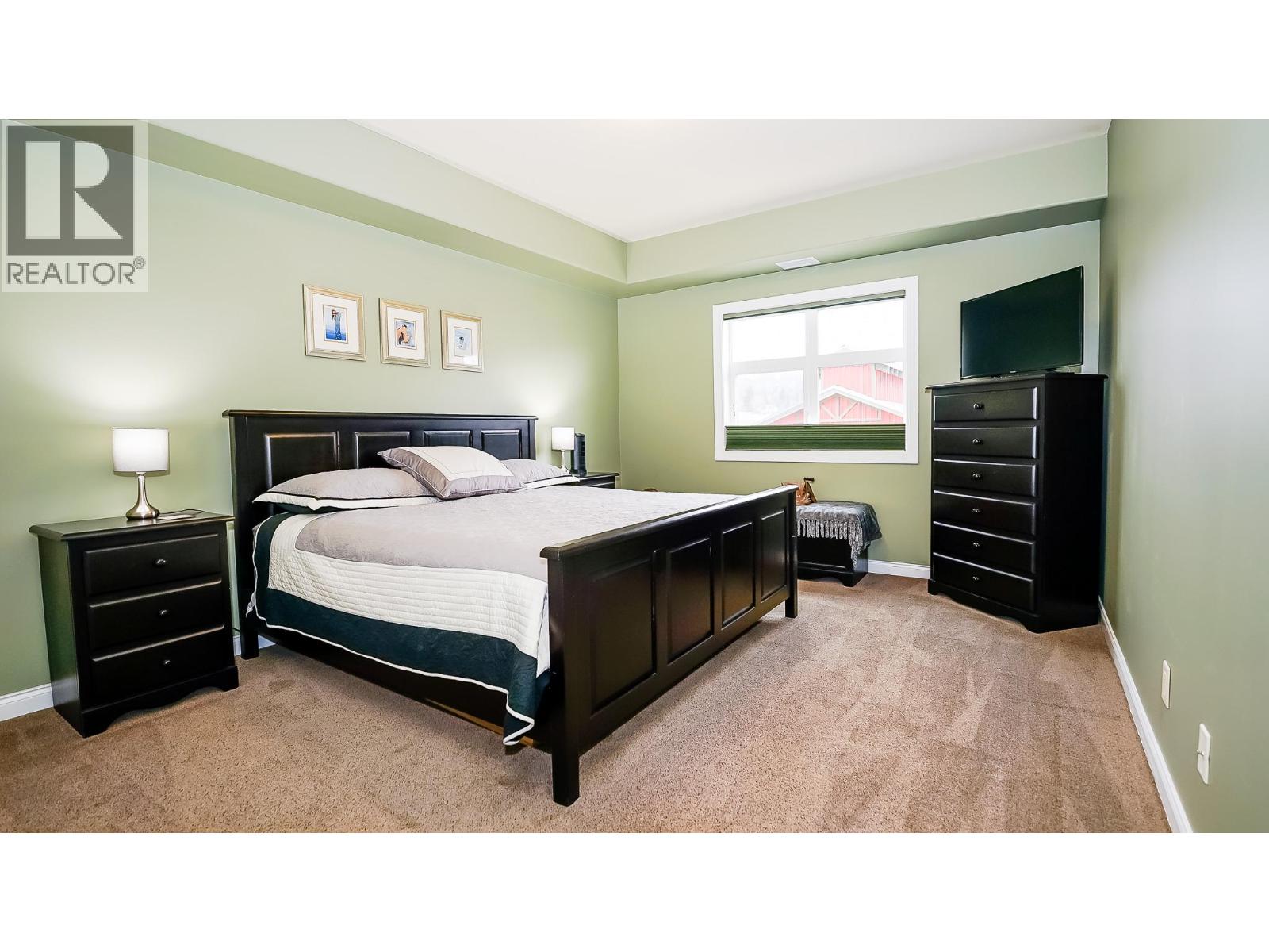 160 Harbourfront Drive Unit# 302 Property Photo 9