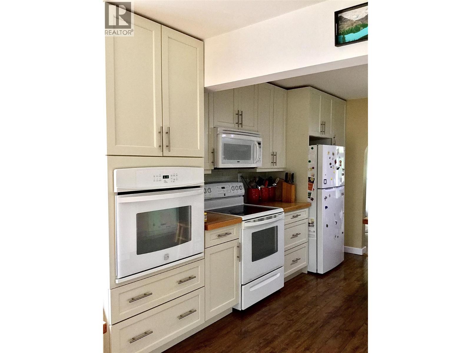 7957 Kincade Road Property Photo 11