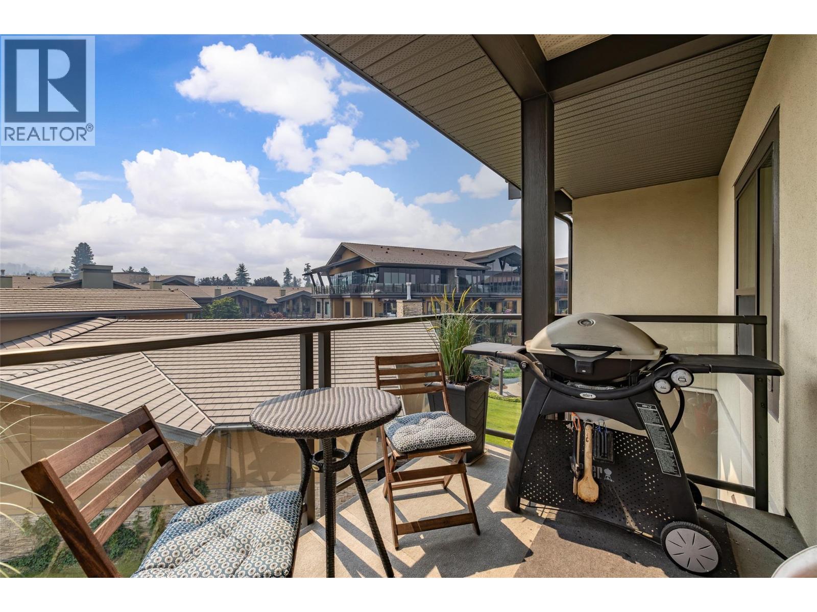 4380 Lakeshore Road Unit# Ph21 Property Photo 20