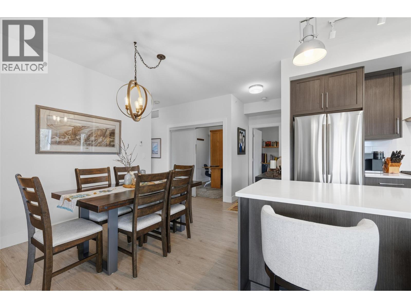 4380 Lakeshore Road Unit# Ph21 Property Photo 22