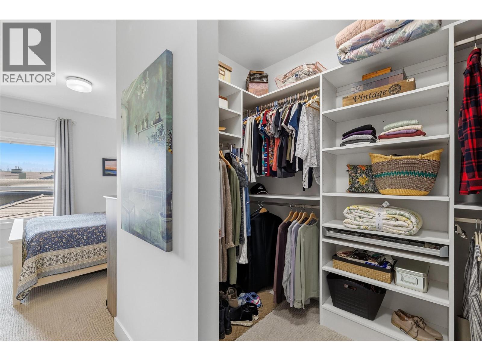 4380 Lakeshore Road Unit# Ph21 Property Photo 29