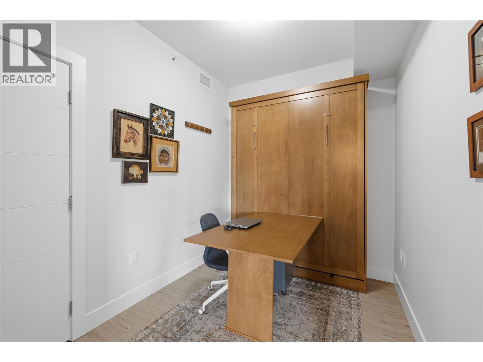4380 Lakeshore Road Unit# Ph21 Property Photo 31