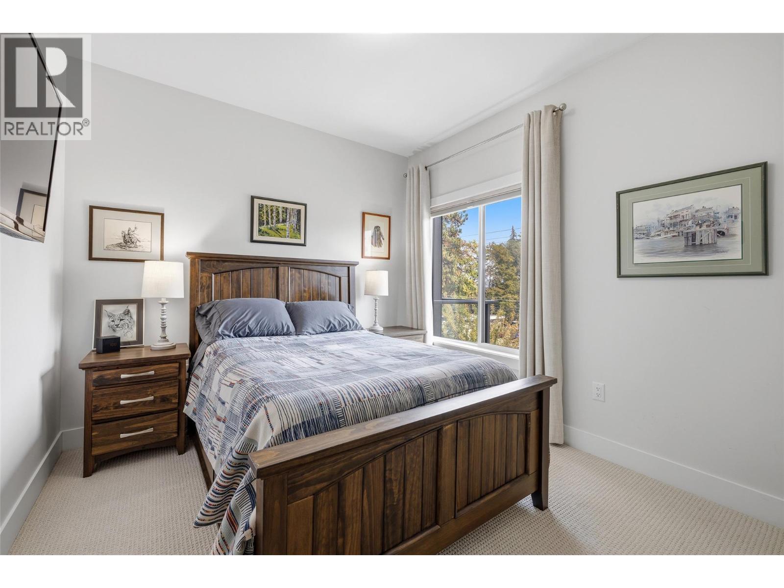 4380 Lakeshore Road Unit# Ph21 Property Photo 32