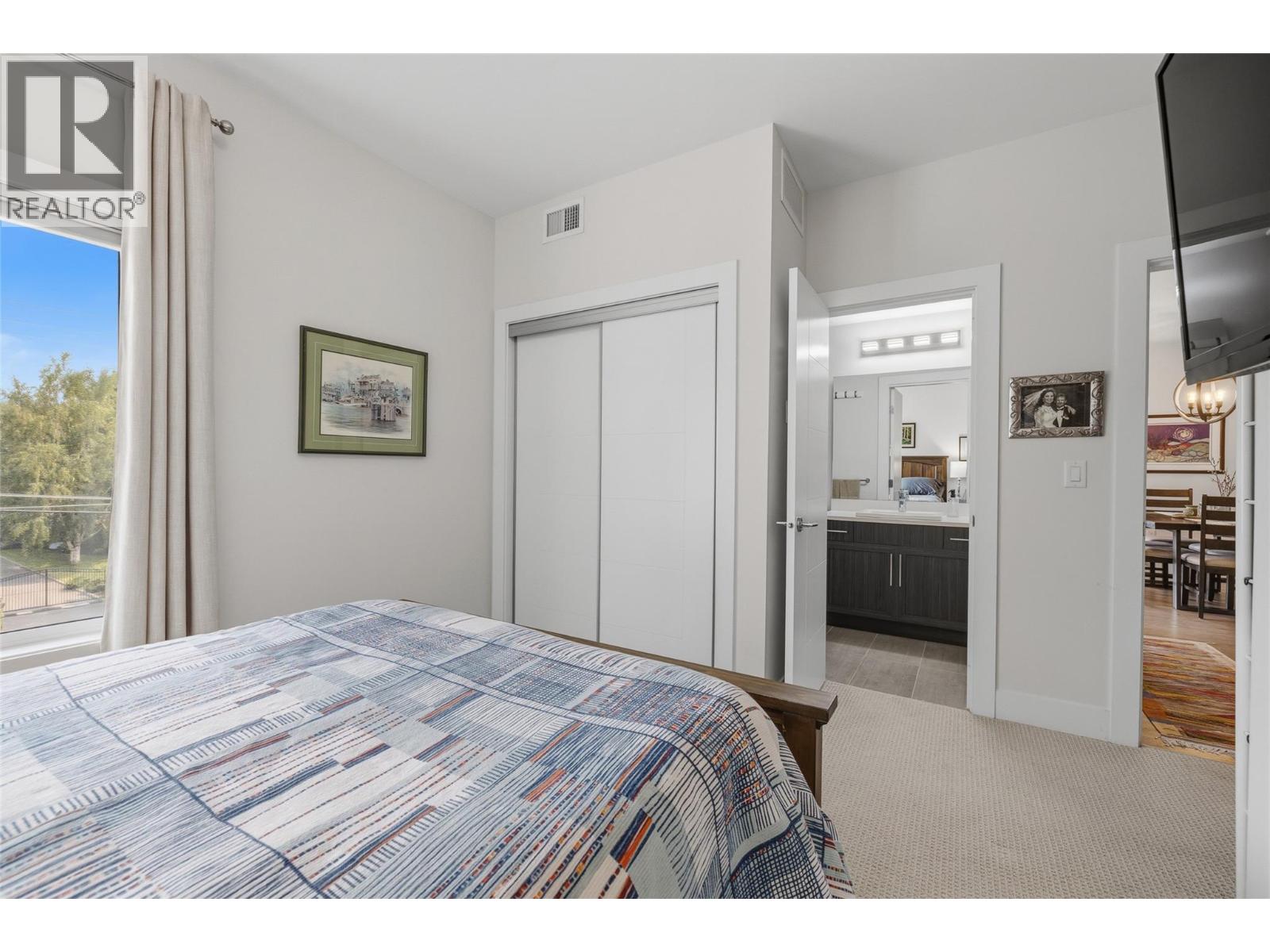 4380 Lakeshore Road Unit# Ph21 Property Photo 33