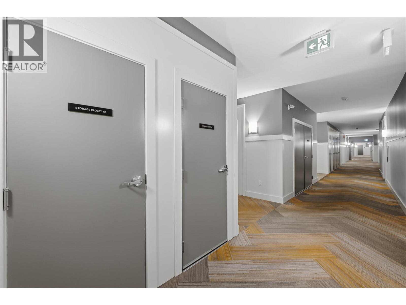 4380 Lakeshore Road Unit# Ph21 Property Photo 37