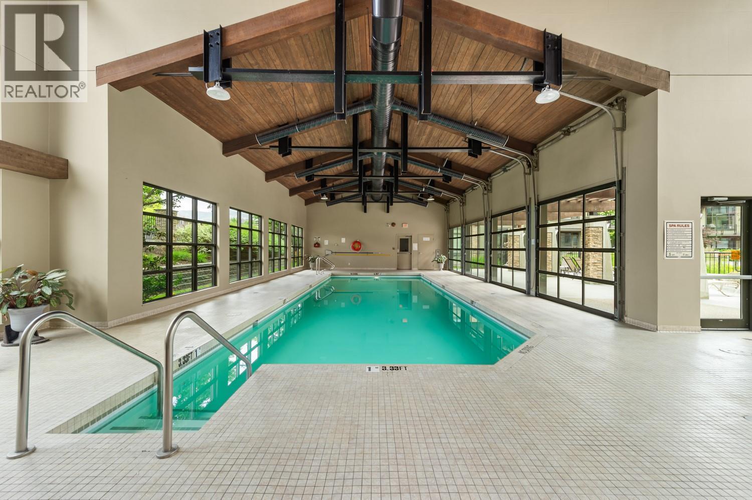 4380 Lakeshore Road Unit# Ph21 Property Photo 45