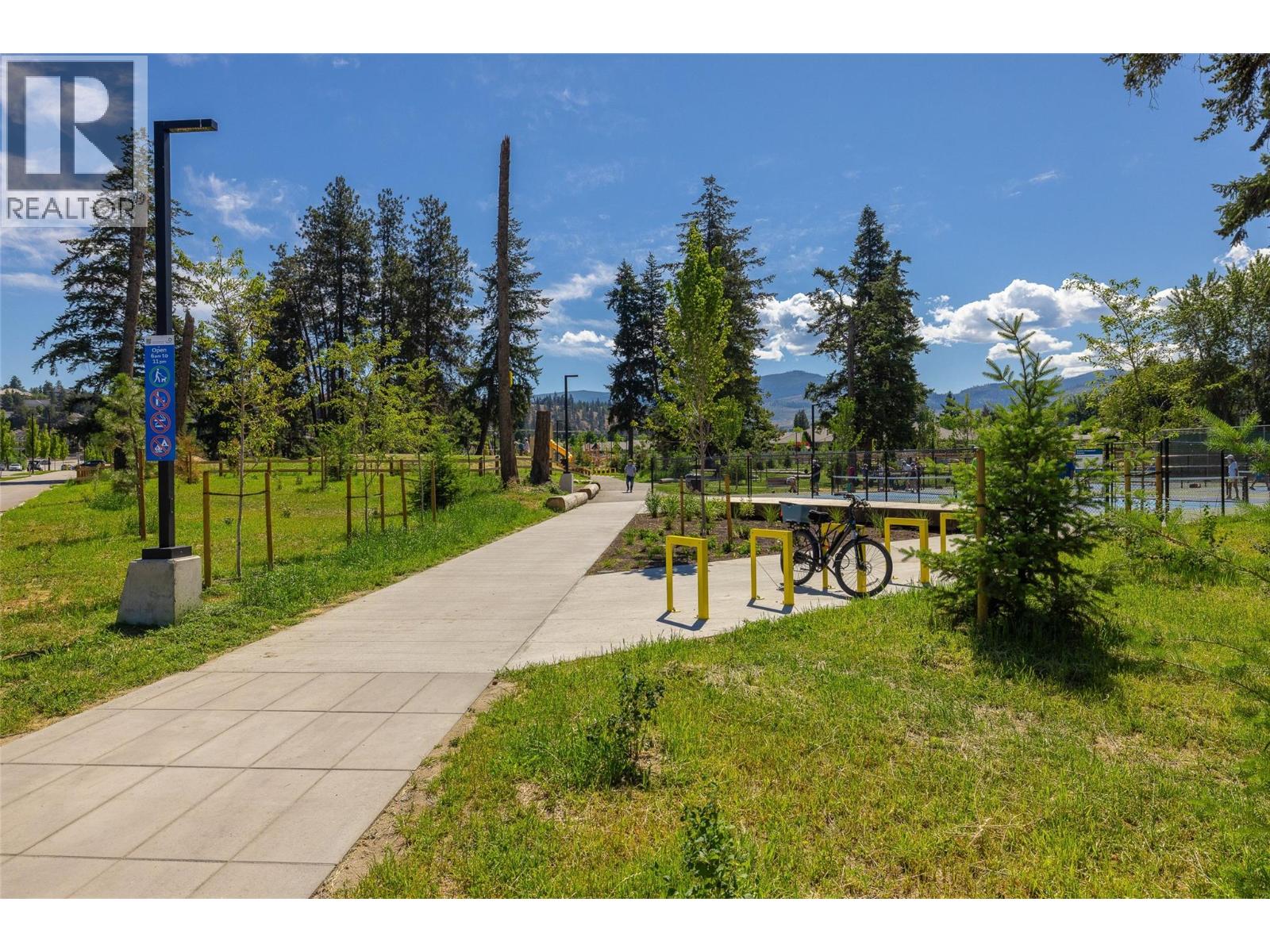 4380 Lakeshore Road Unit# Ph21 Property Photo 62