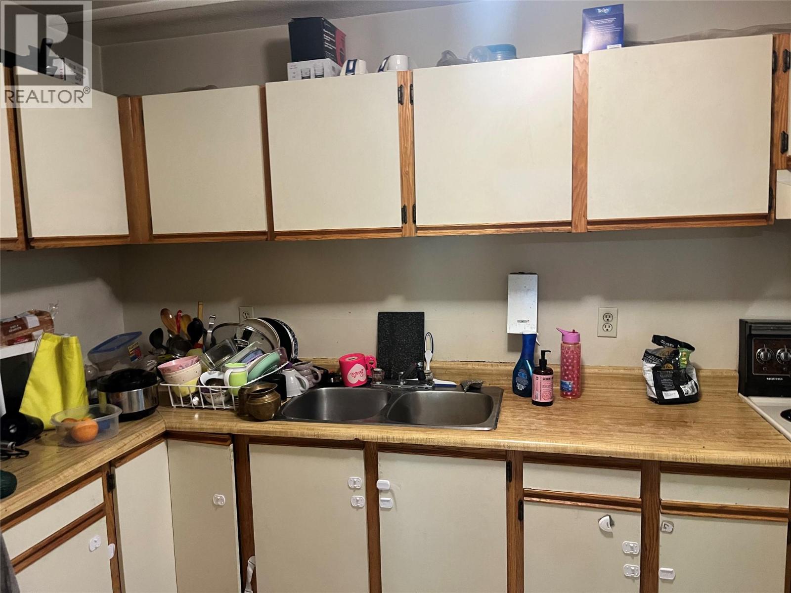 44 Whiteshield Crescent S Unit# 703 Property Photo 3