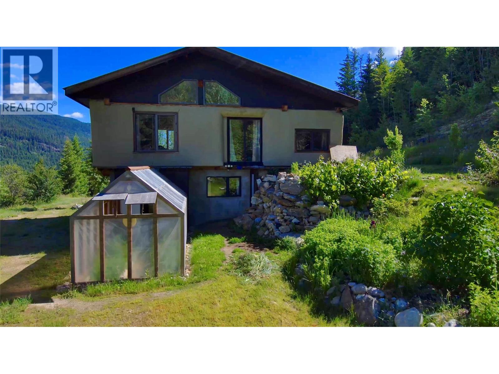 4650 6 Highway Property Photo 6