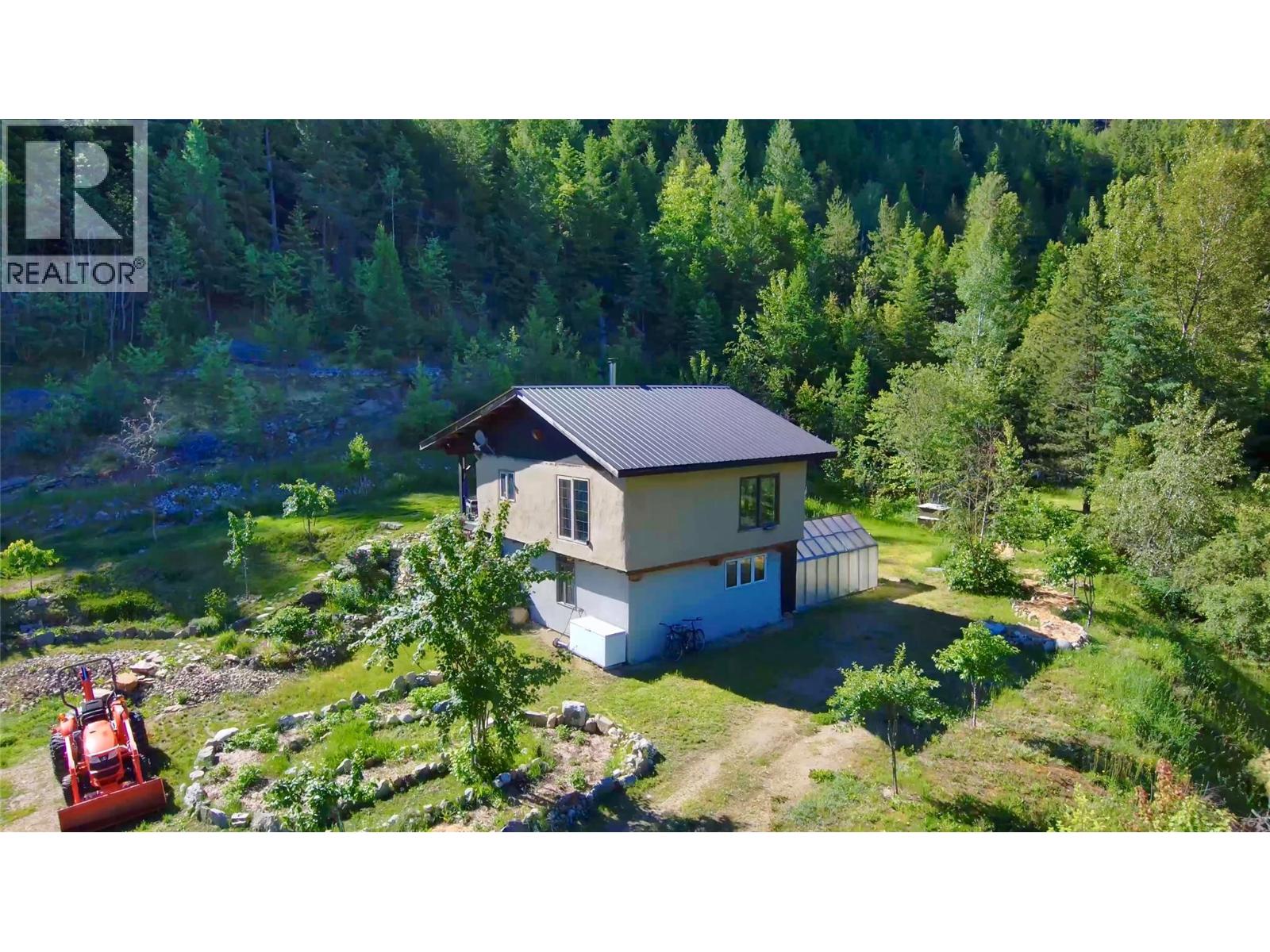 4650 6 Highway Property Photo 8