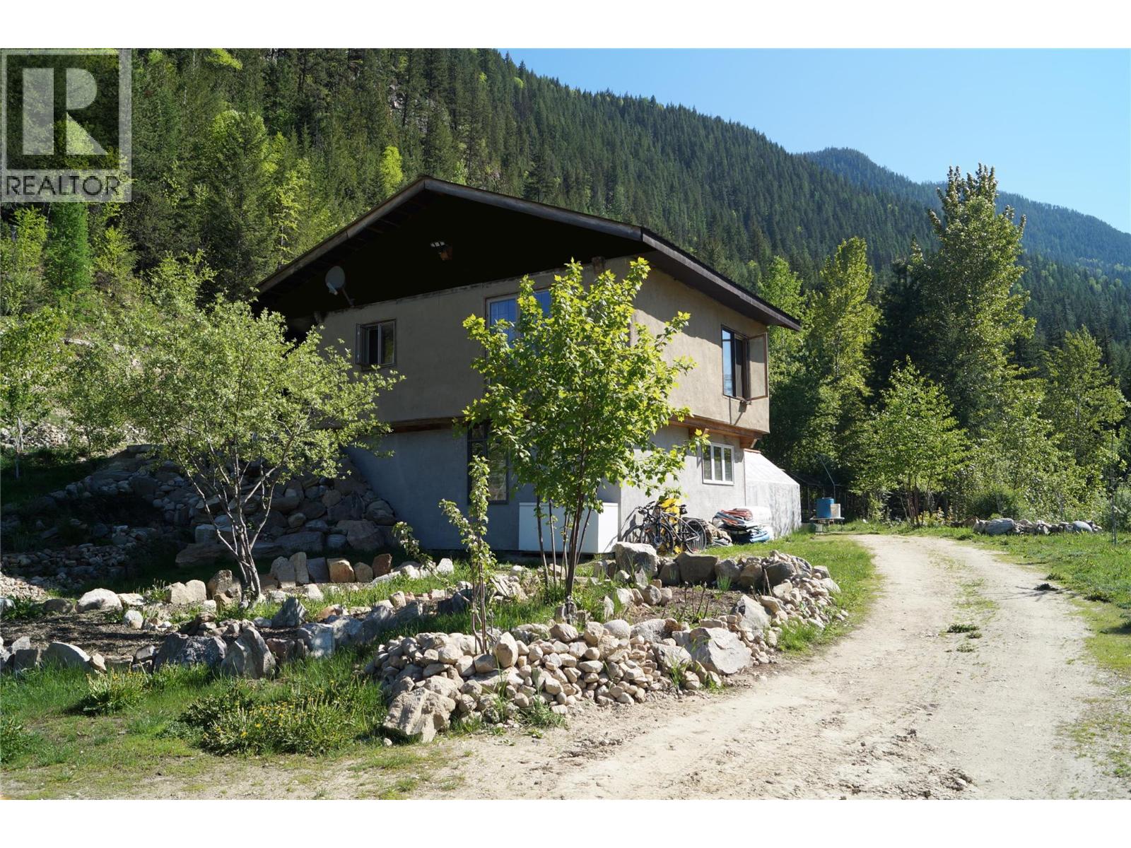 4650 6 Highway Property Photo 22