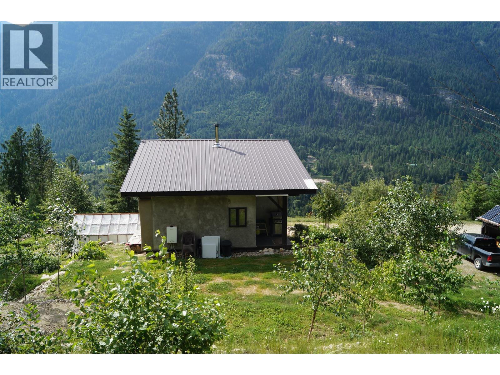 4650 6 Highway Property Photo 23