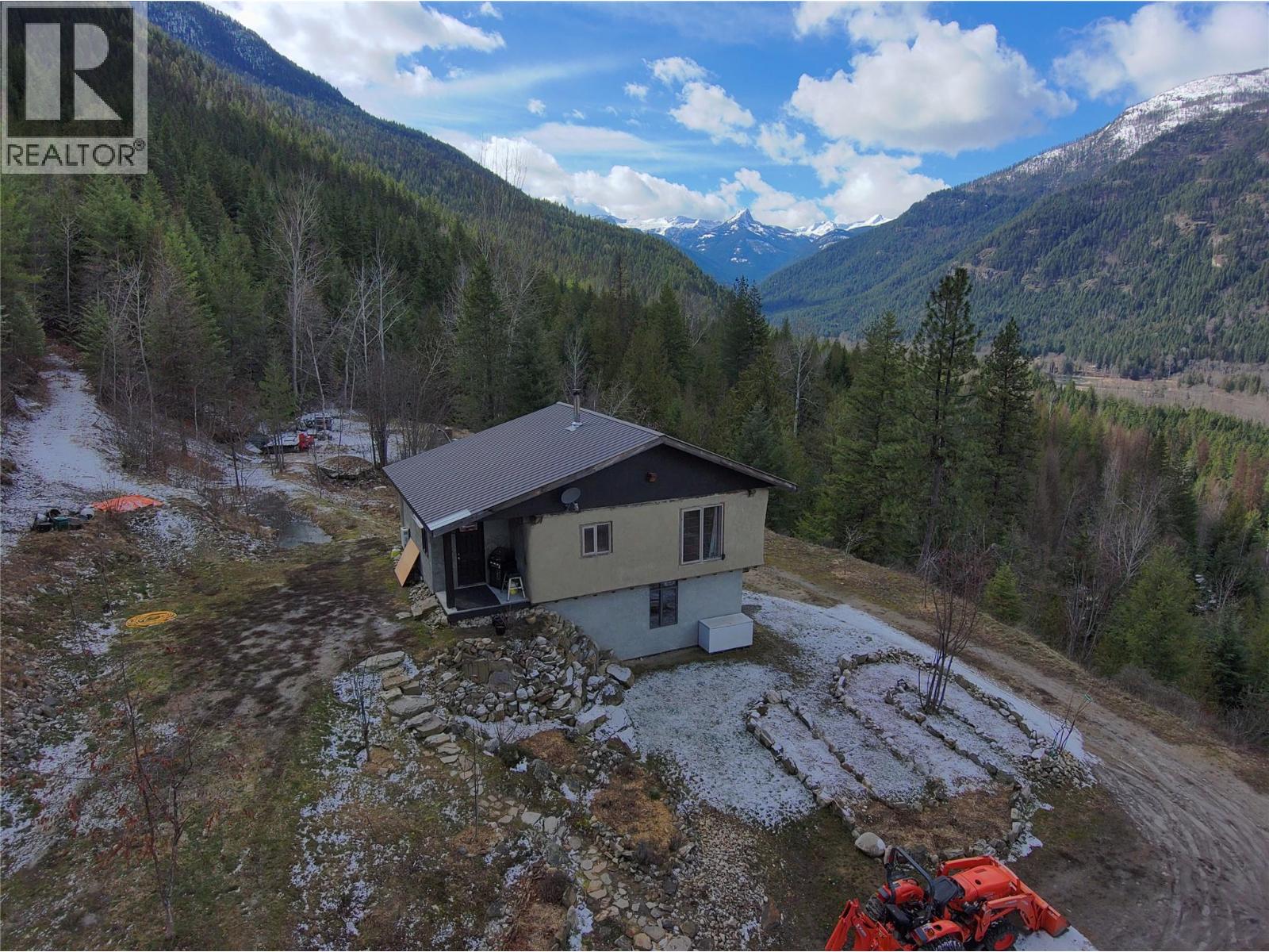 4650 6 Highway Property Photo 31