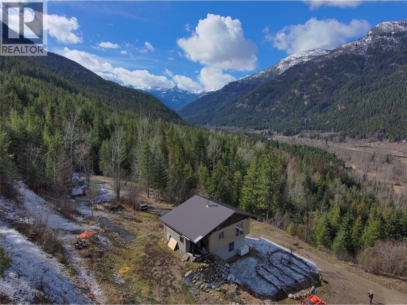 4650 6 Highway Property Photo 34