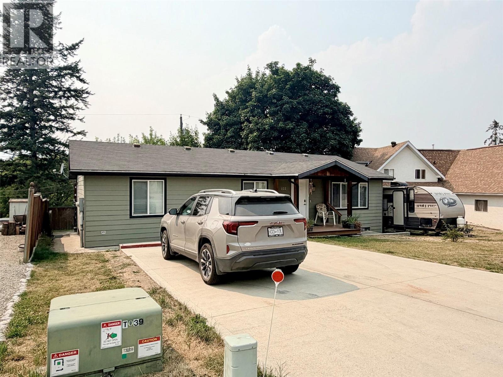 411 3rd Avenue S Property Photo 28