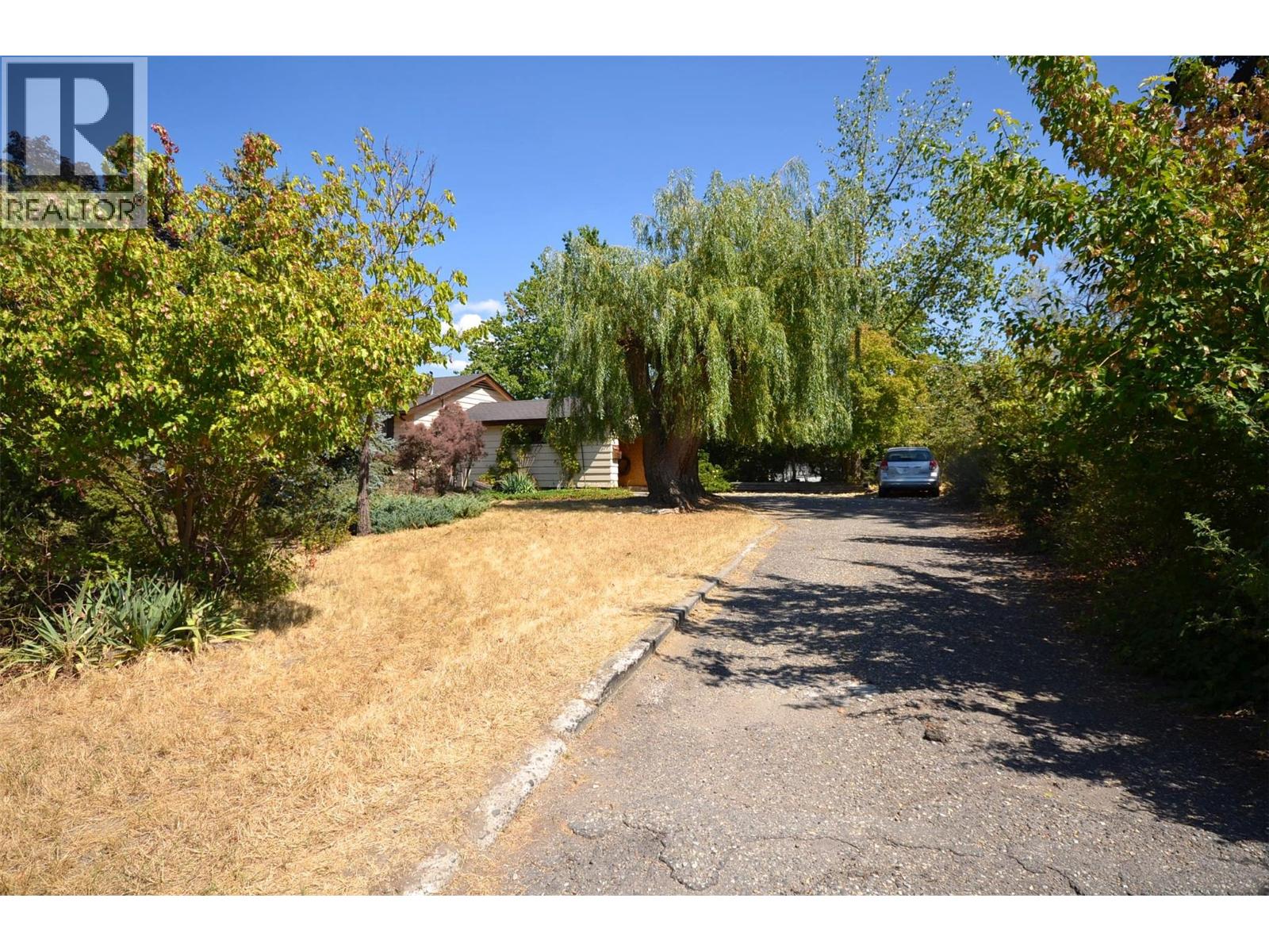 7609 Cunliffe Road Property Photo 2