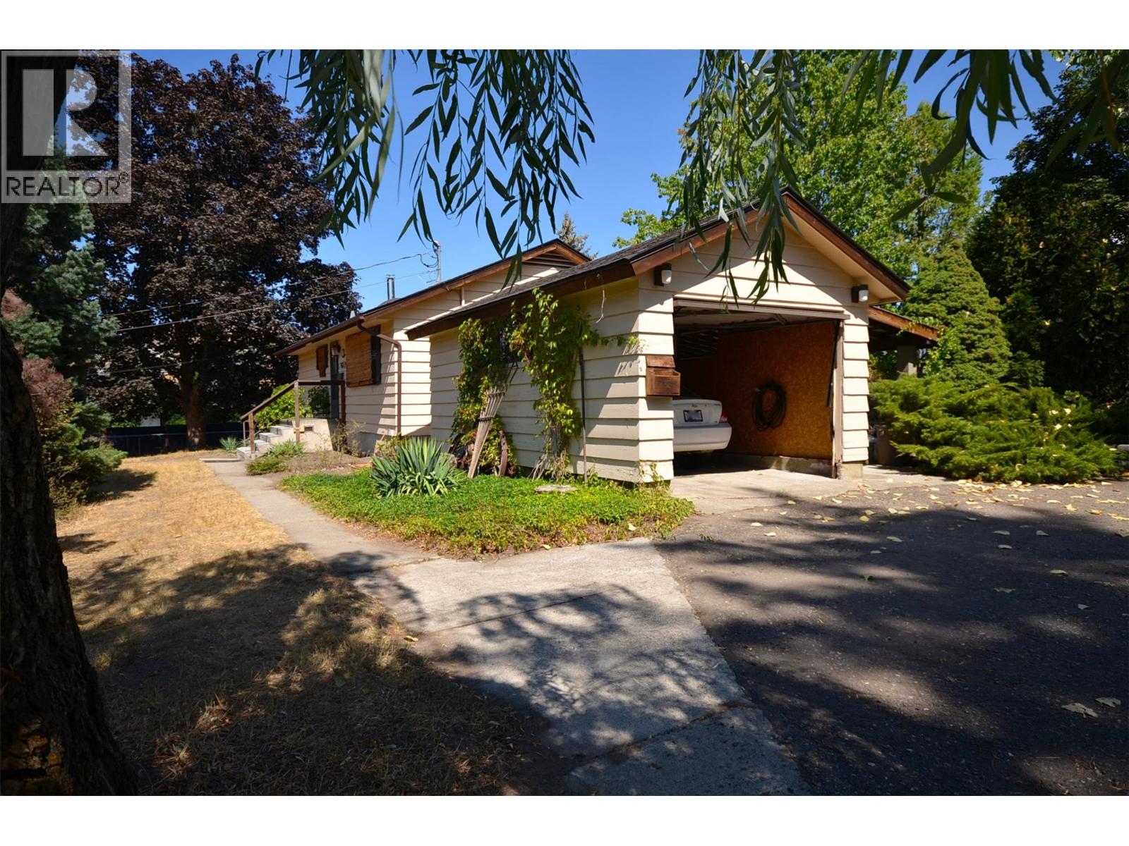 7609 Cunliffe Road Property Photo 4
