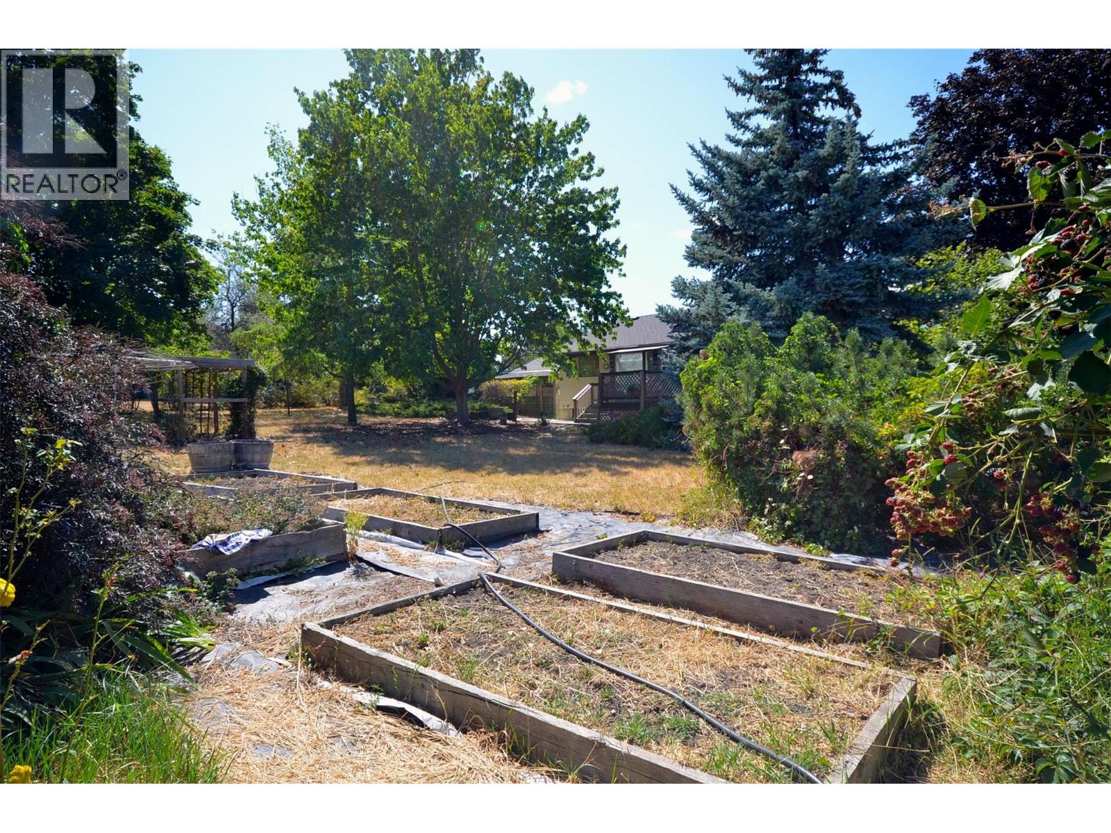 7609 Cunliffe Road Property Photo 9