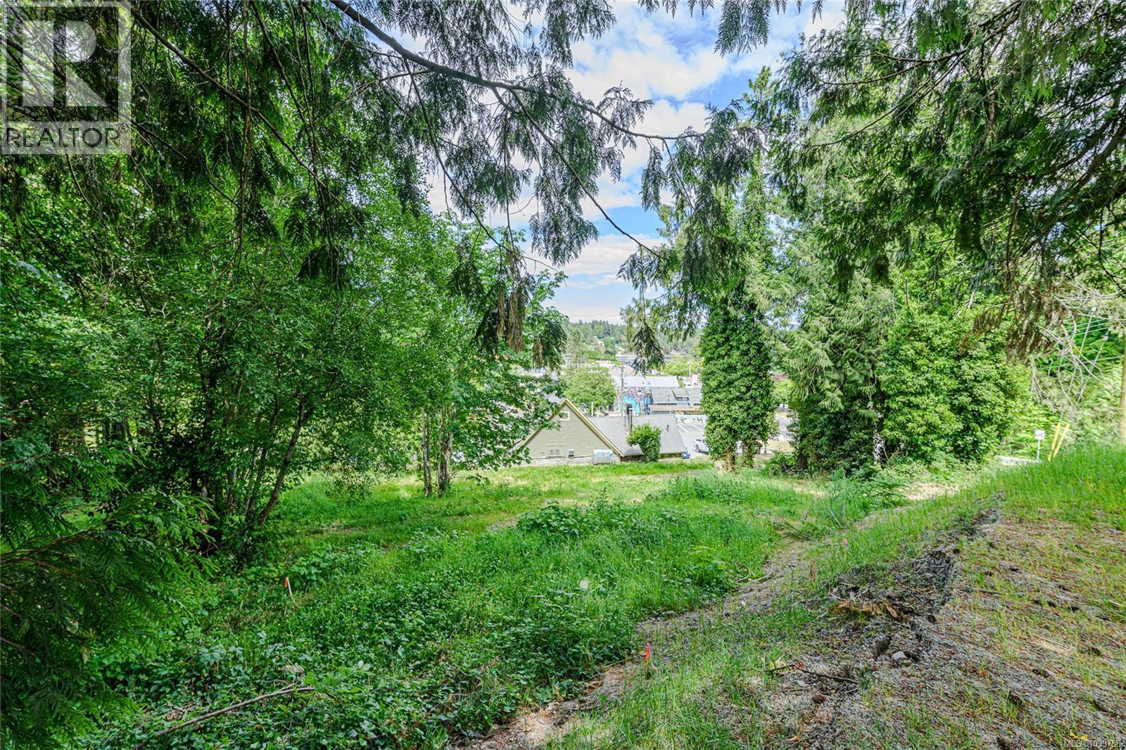 2 Drake Rd Property Photo 17
