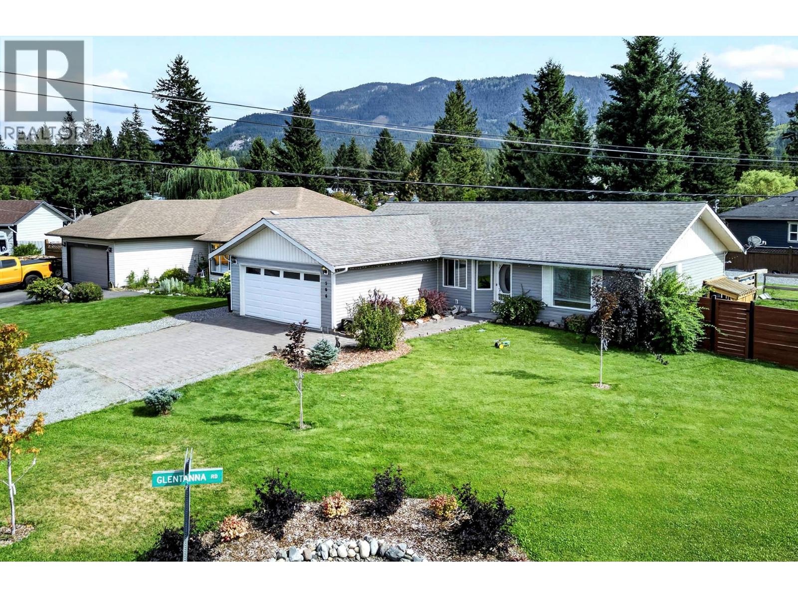 566 Mclean Road Property Photo 1