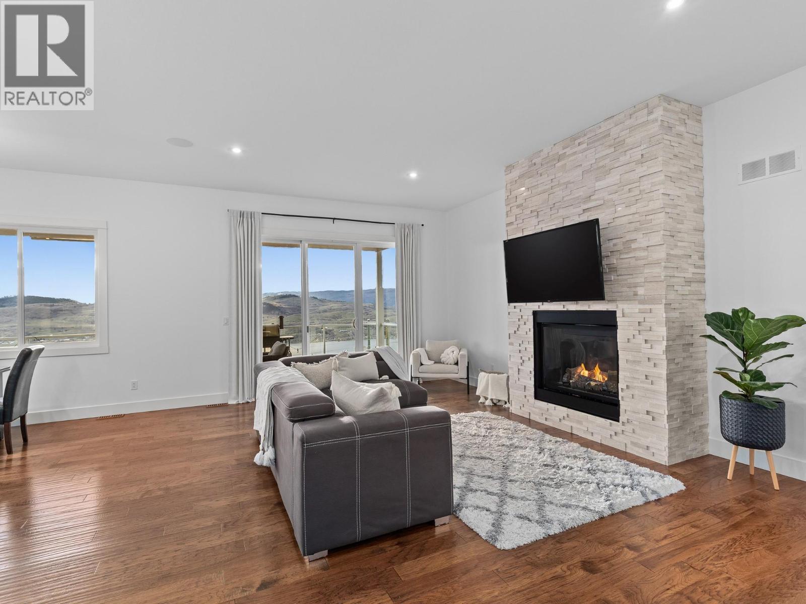 6666 Blackcomb Way Property Photo 25