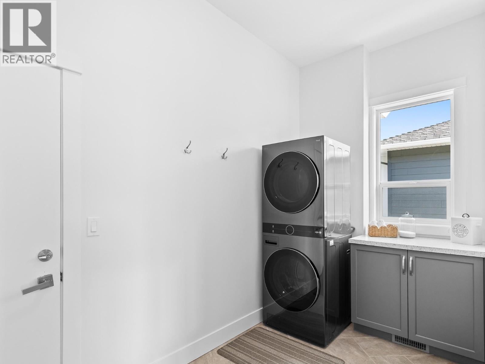 6666 Blackcomb Way Property Photo 31