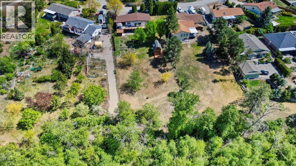 7562 Crest-a-way Road Property Photo 36