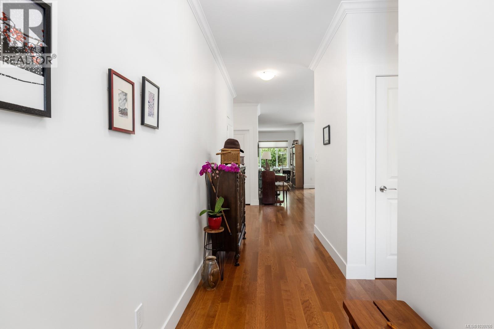9853 Napier Pl Property Photo 14