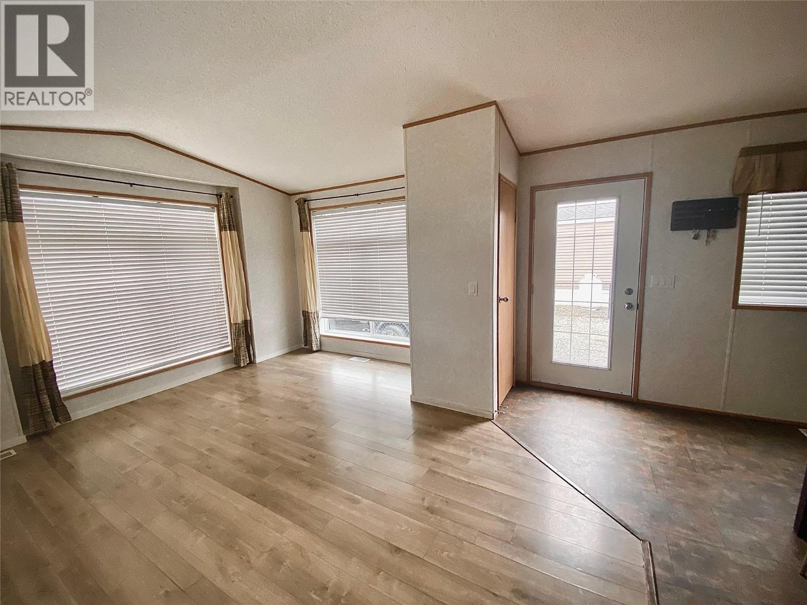 8945 97 Highway Unit# 13 Property Photo 5