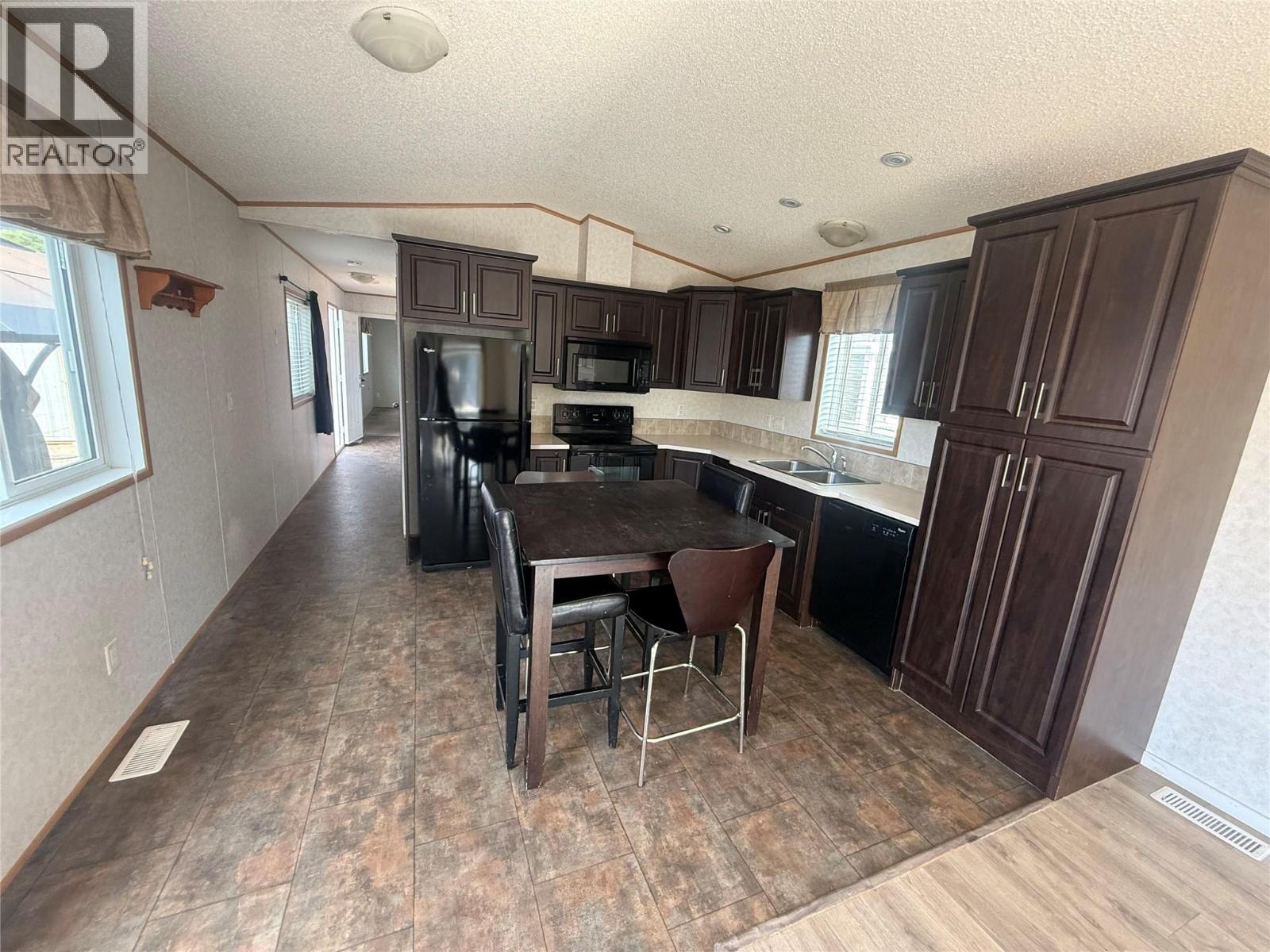 8945 97 Highway Unit# 13 Property Photo 6