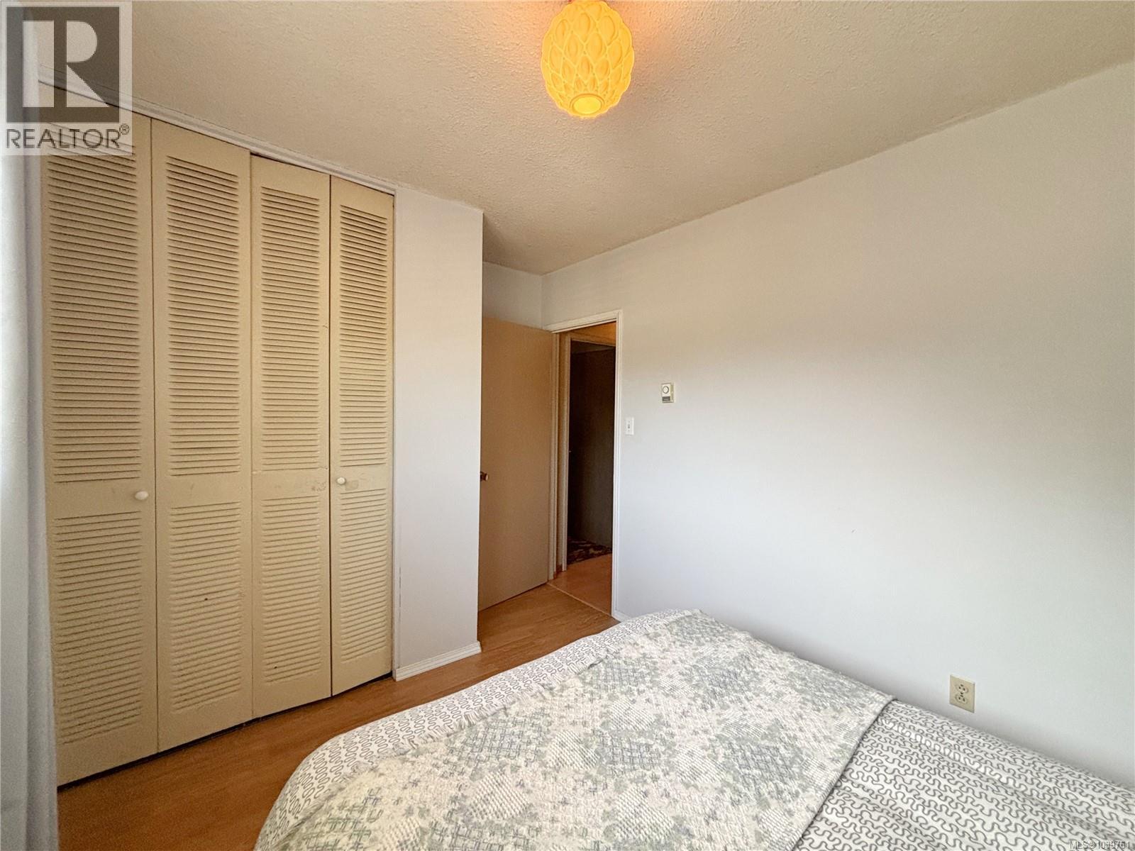 380 Alder Cres Property Photo 14
