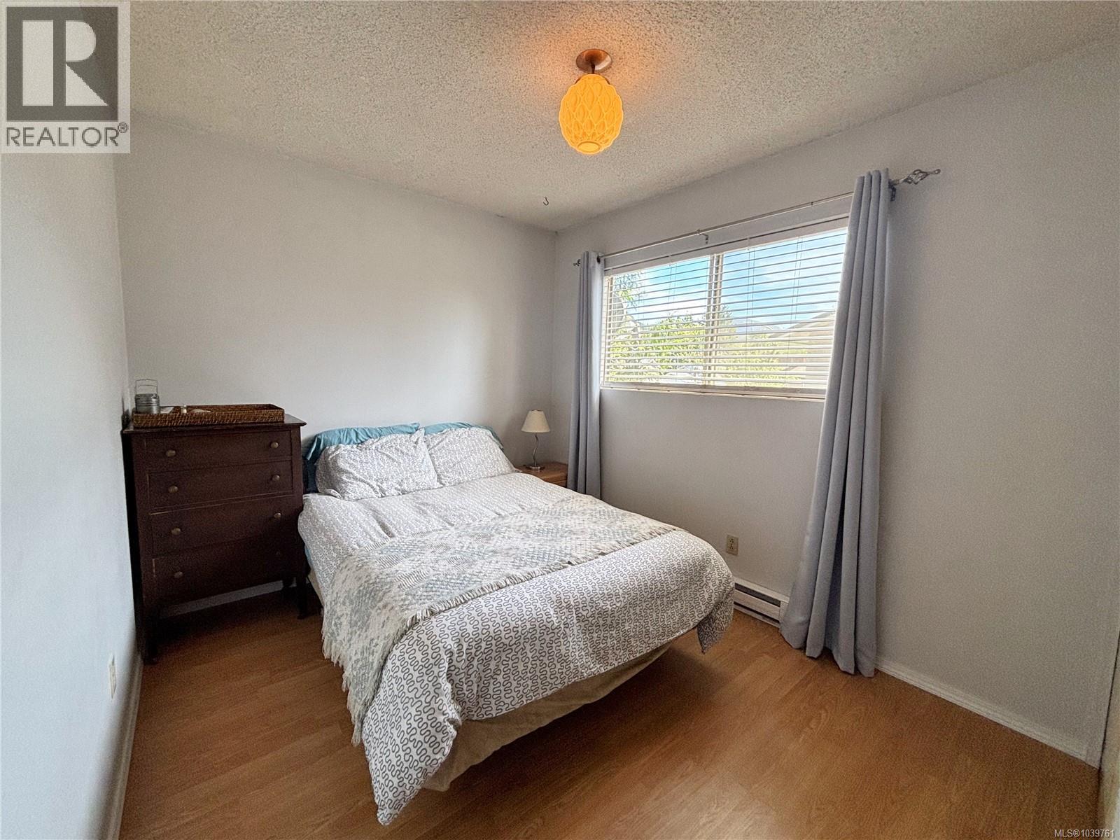 380 Alder Cres Property Photo 15