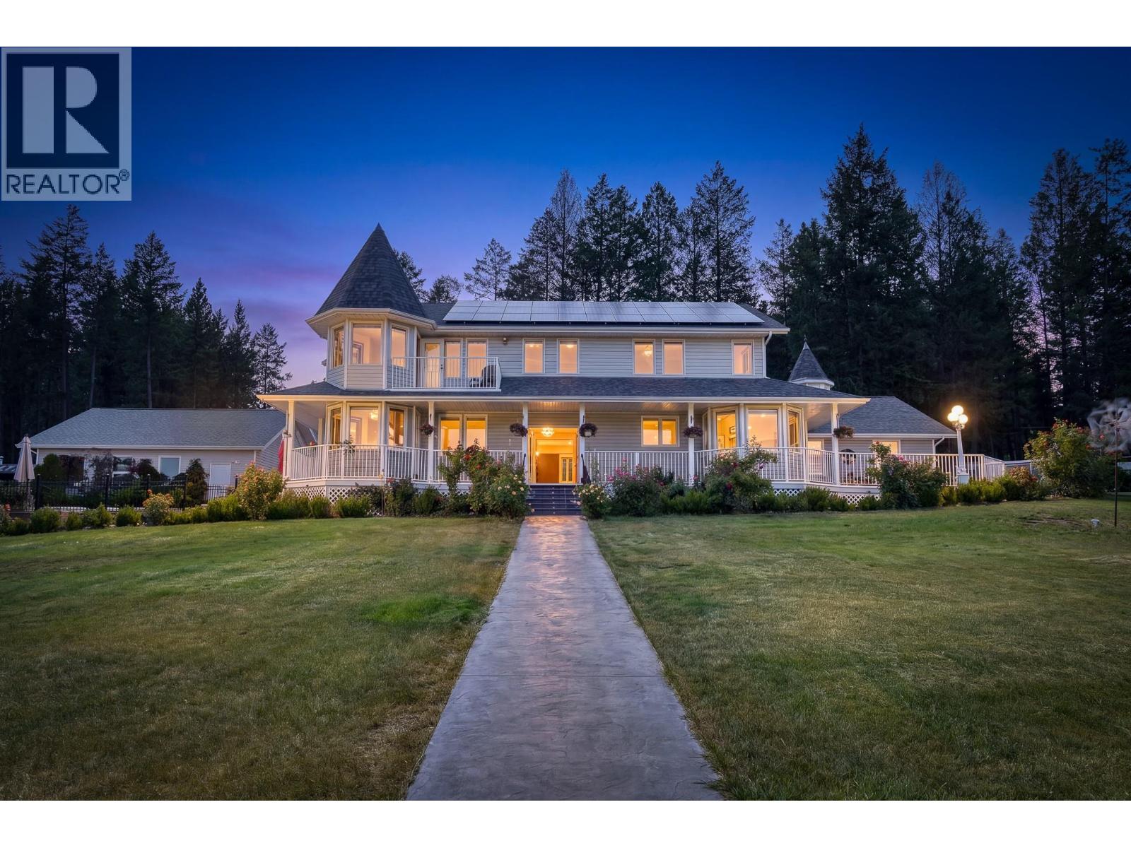 709 Weeks Road Property Photo 1