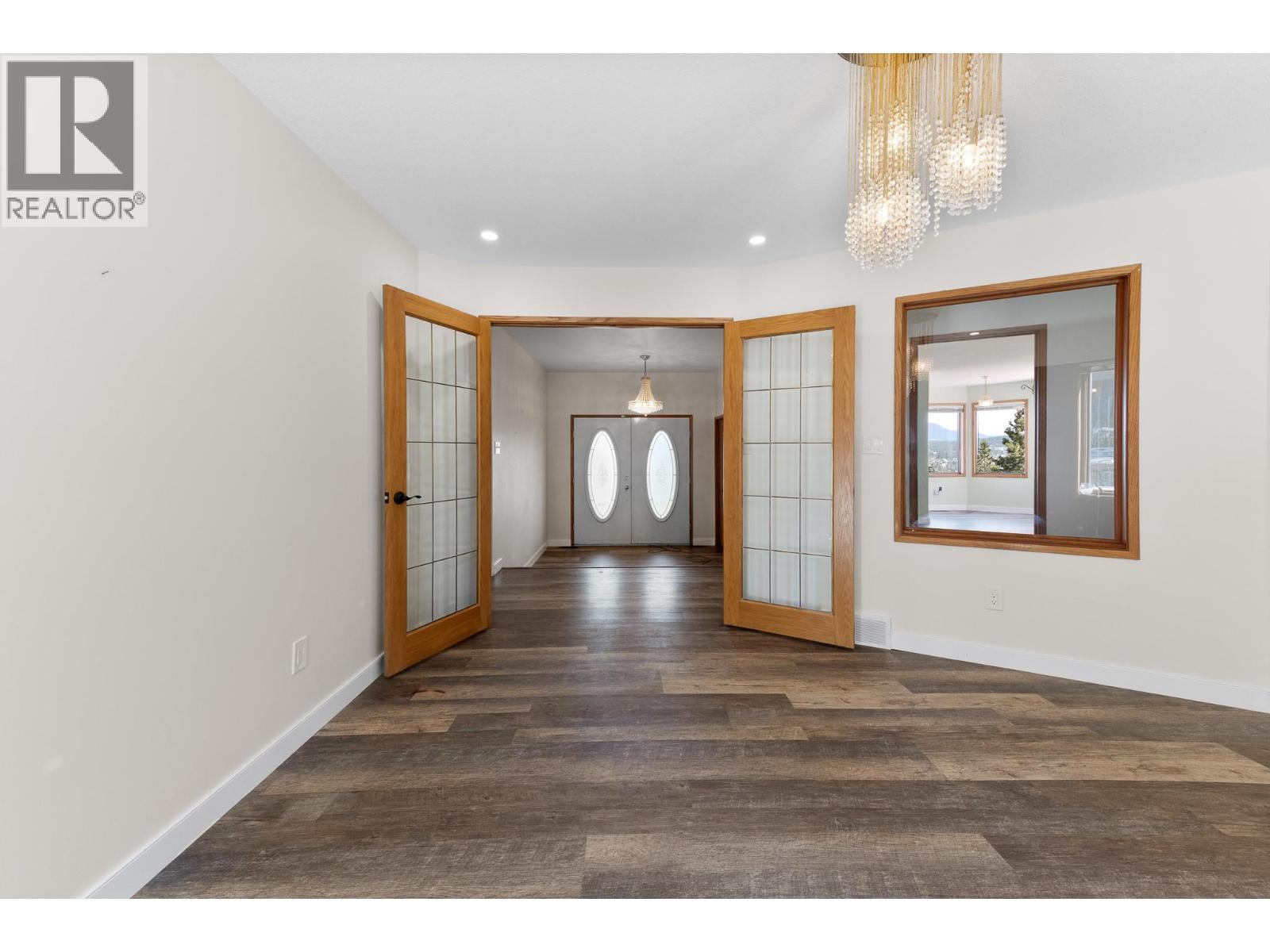 709 Weeks Road Property Photo 20