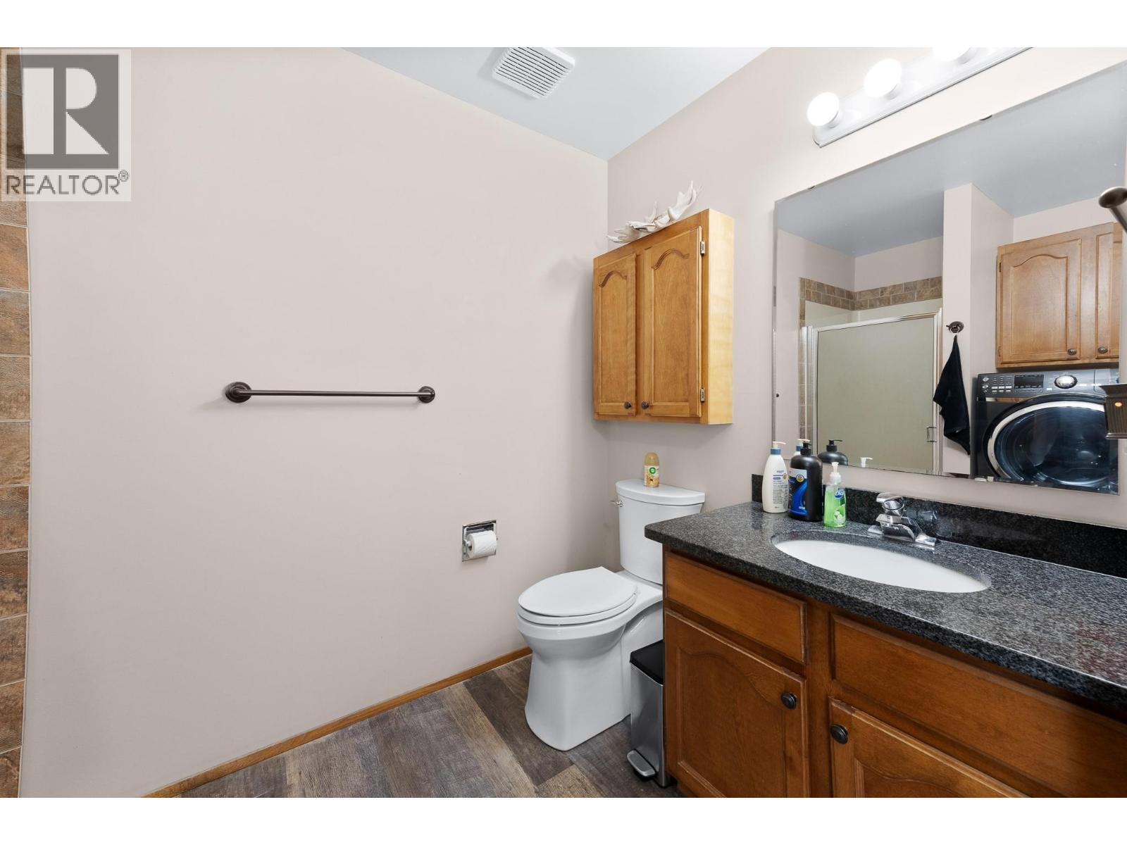 709 Weeks Road Property Photo 23