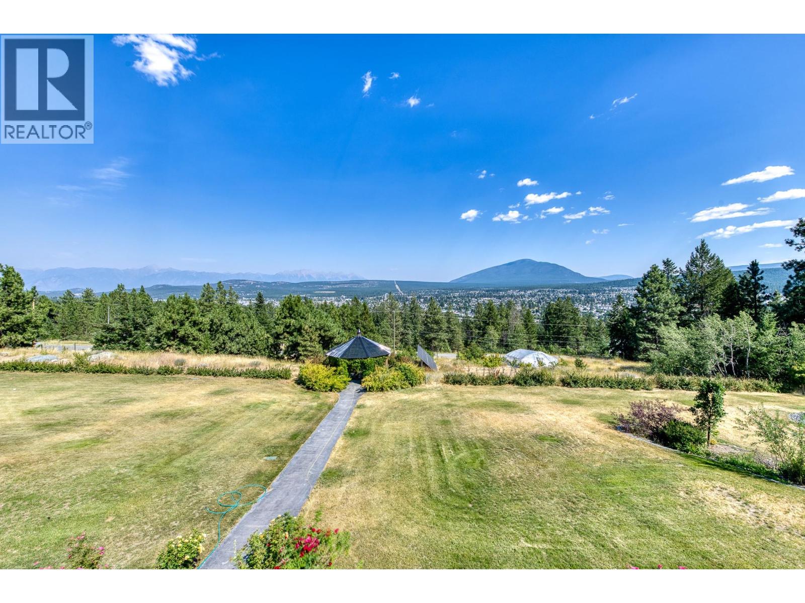 709 Weeks Road Property Photo 49