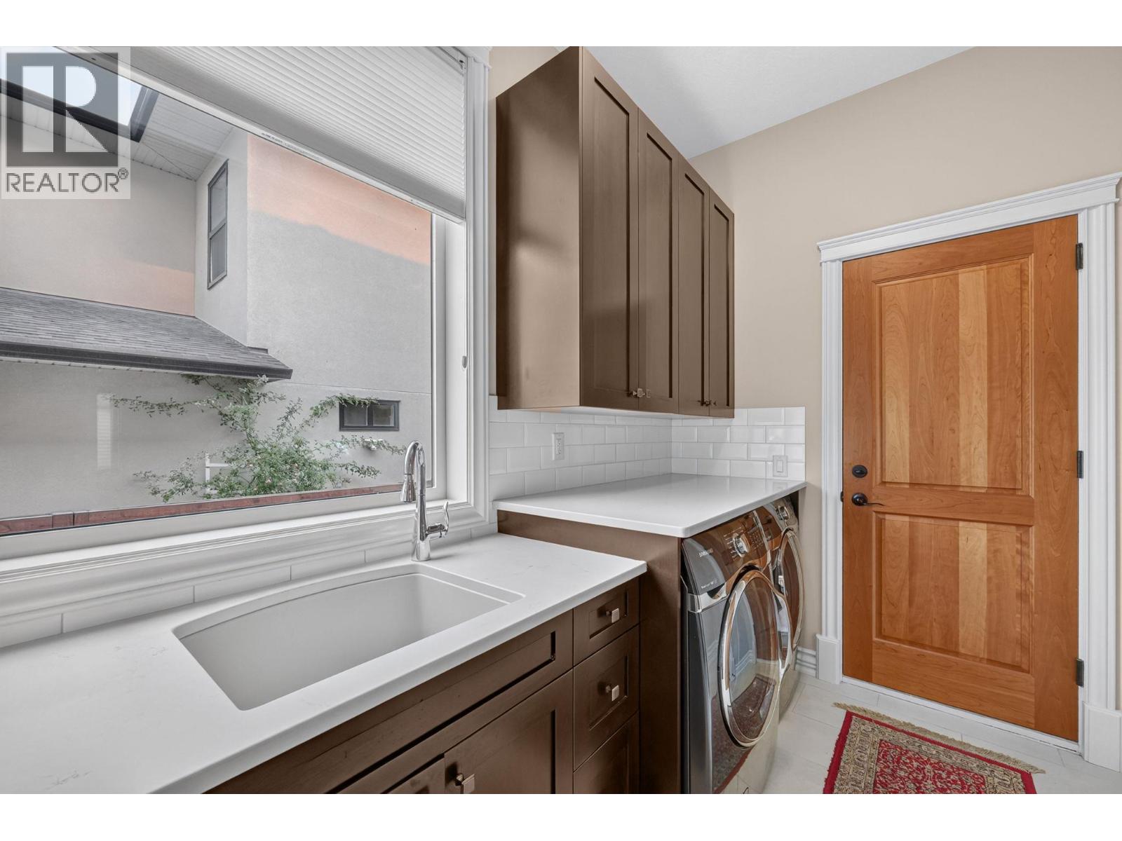523 Metcalfe Avenue Property Photo 20